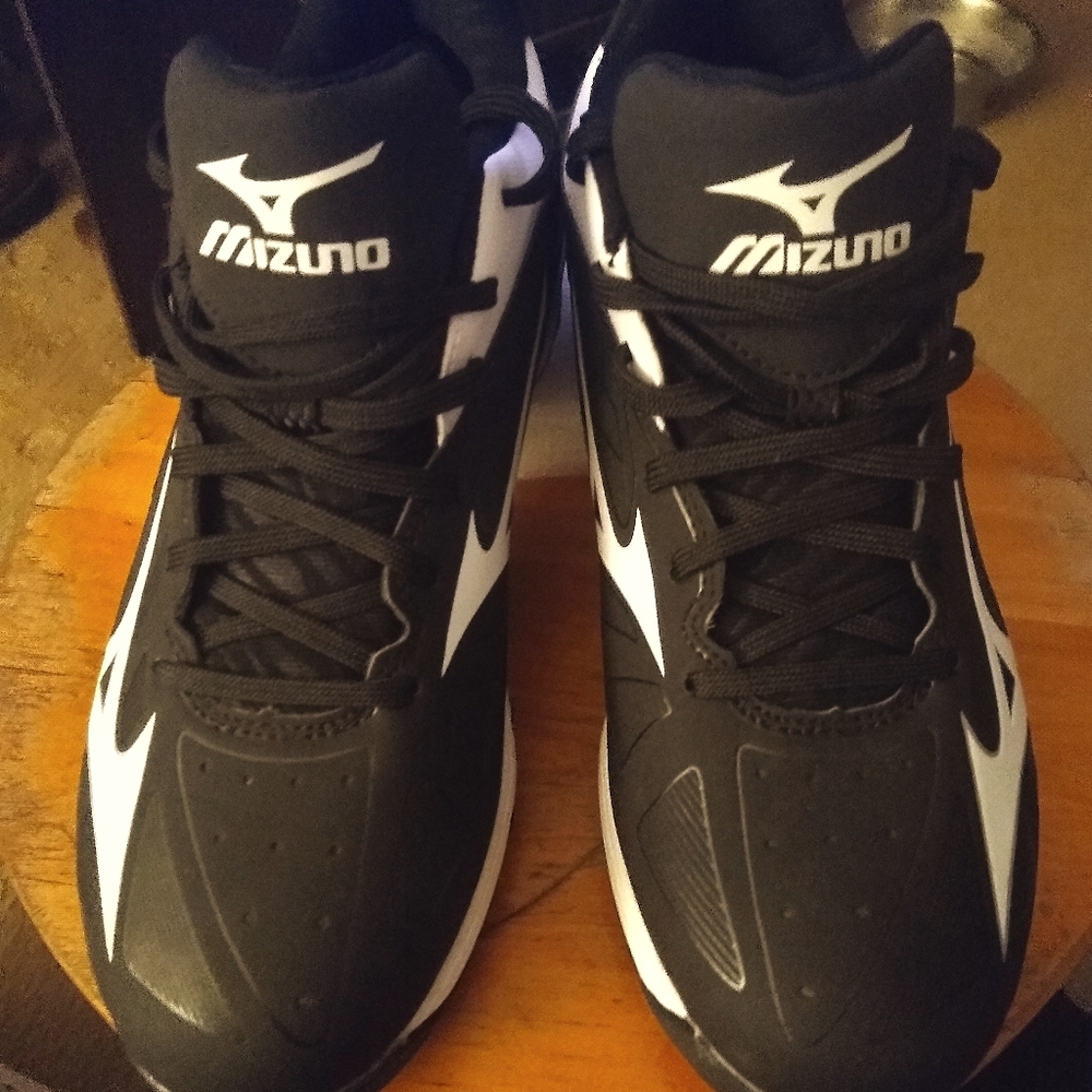 Mizuno Baseball Cleats